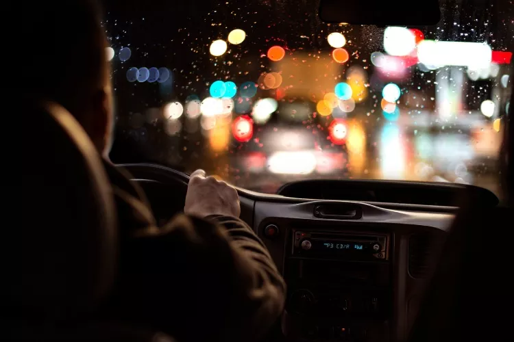 ایجاد شبکه رادیو جادهای درخواست رانندگان شد ایجاد شبکه رادیو جادهای درخواست رانندگان شد